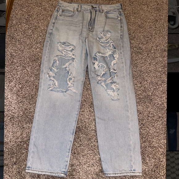 American Eagle Ripped Highest Waist ‘90s Boyfriend Jean - Picture 1 of 5